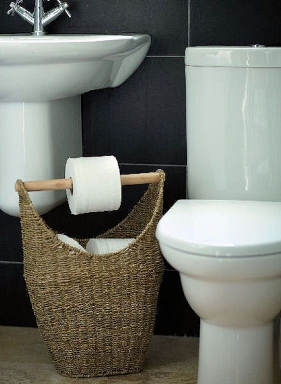 10 нескучных идей для маленького туалета