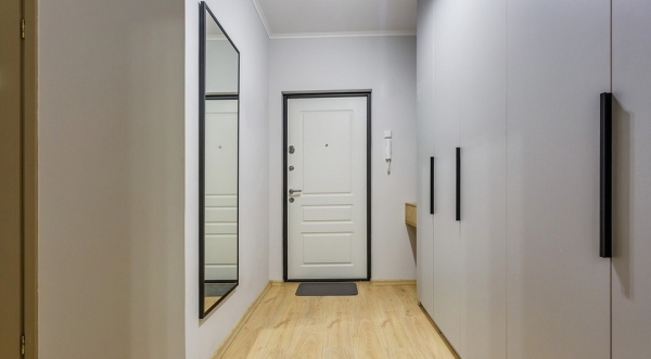 
                                Шумоизоляция двери в квартире: как сделать и какие материалы подойдут, 6 способов убрать шумы                            